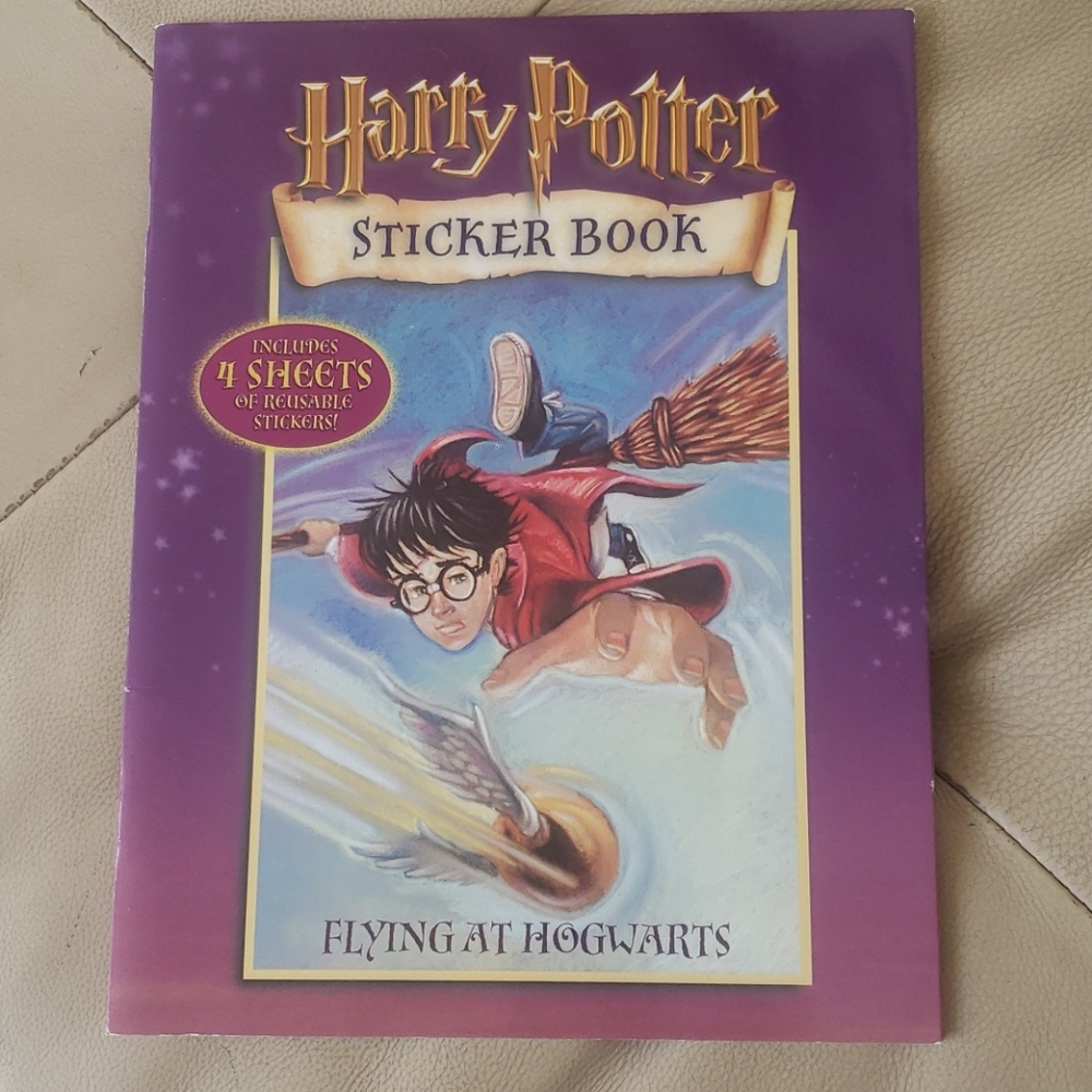 HARRY POTTER STICKER BOOK